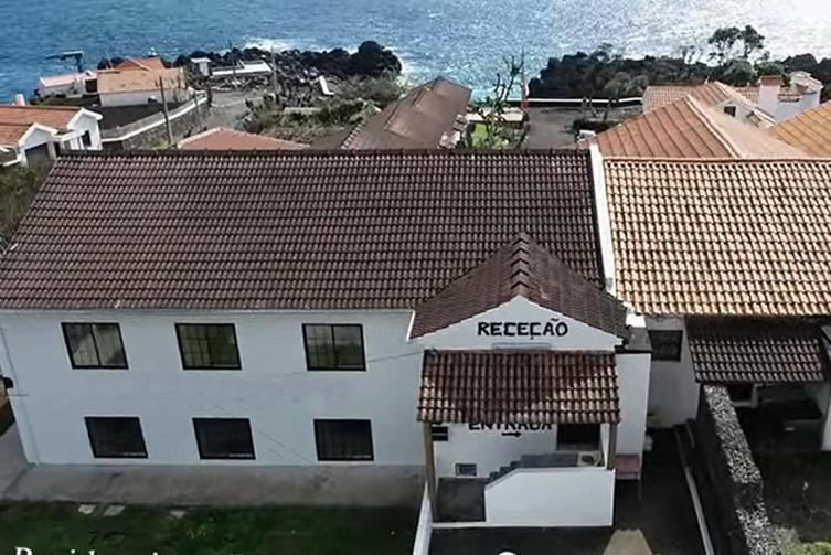 Ocean Front Rooms Horta  Exterior photo